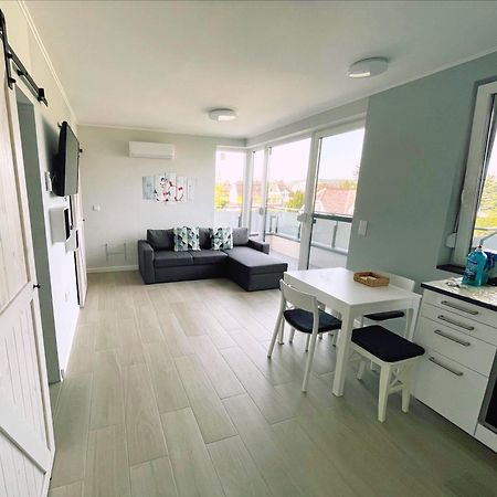 Lakeside Family & Studio Apartments Keszthely Ngoại thất bức ảnh