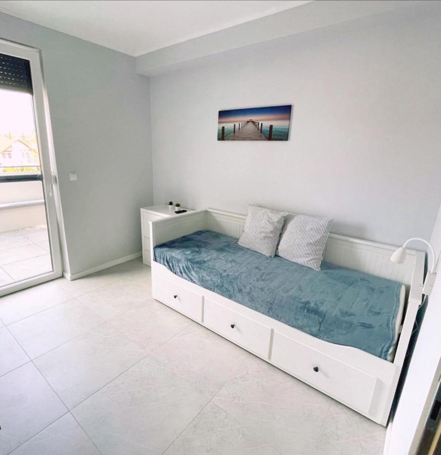Lakeside Family & Studio Apartments Keszthely Ngoại thất bức ảnh
